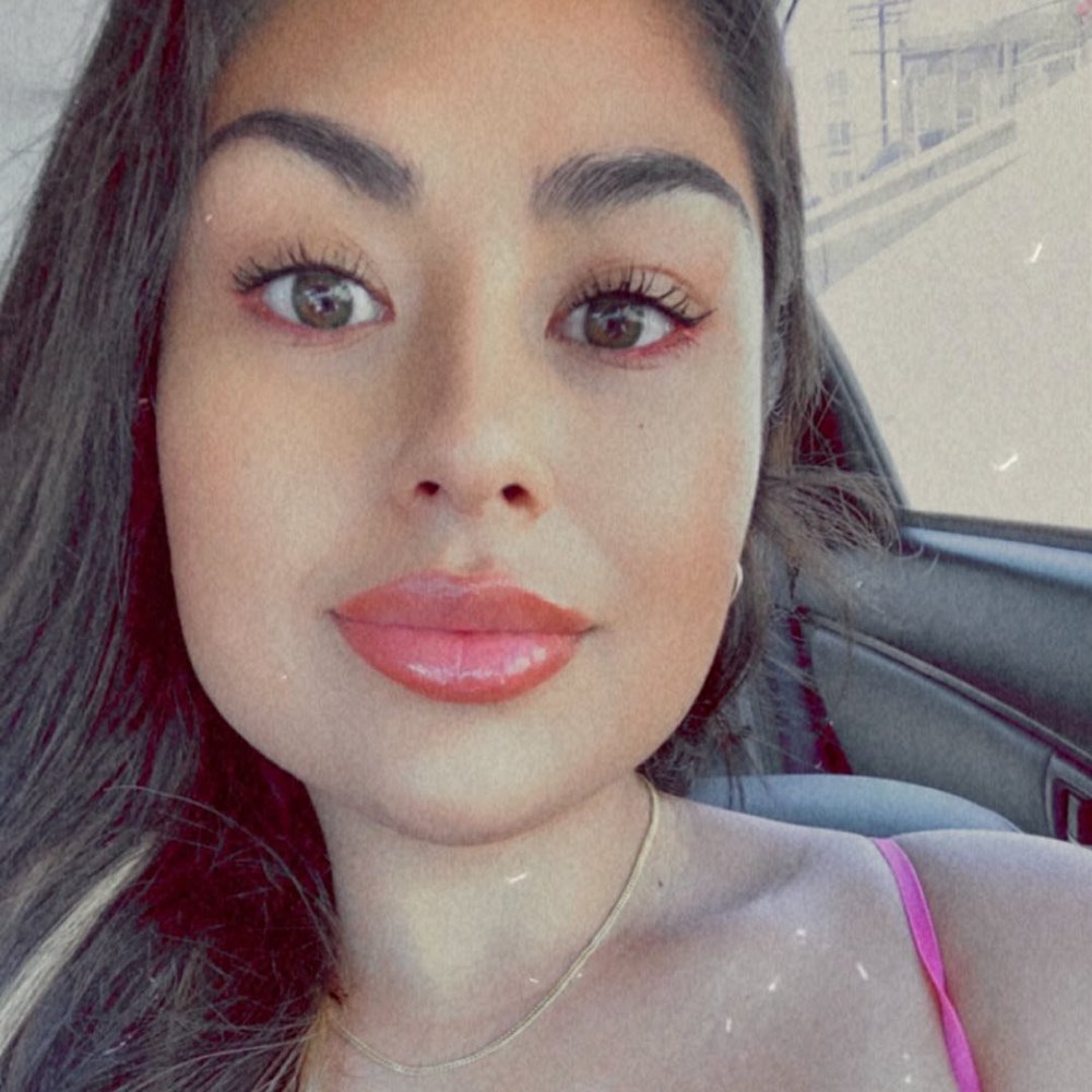 Meet your Posher, Lizet